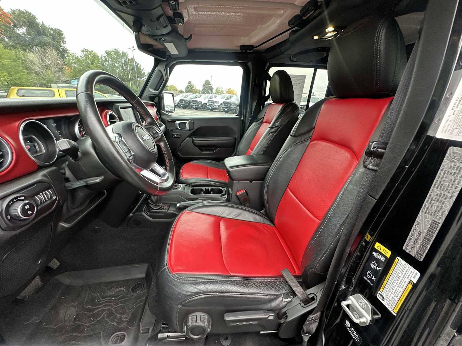 Used 2021 Jeep Gladiator Rubicon w/ Uconnect 4C Nav & Sound Group image 13