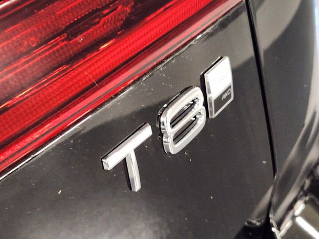 New 2026 Volvo XC60 T8 Plus w/ Protection Package Premier AWD/4WD image 13