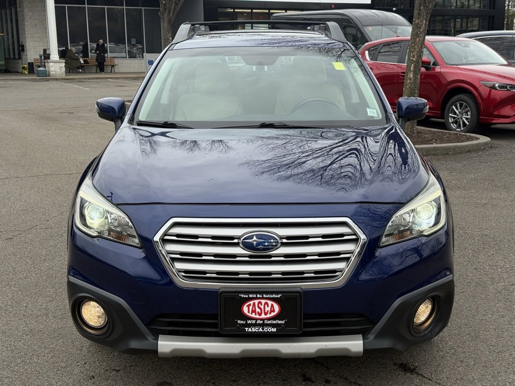 Used 2015 Subaru Outback 3.6R Limited image 2