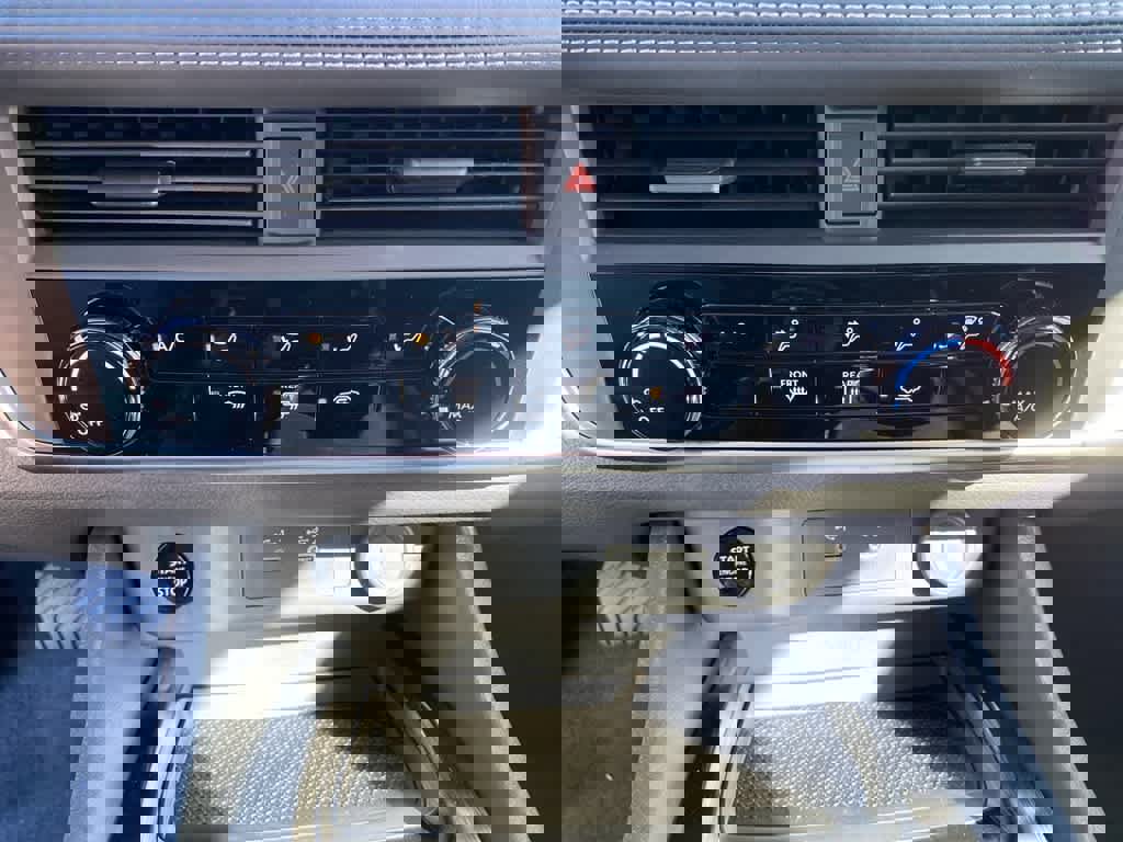 New 2026 Nissan Rogue S image 19