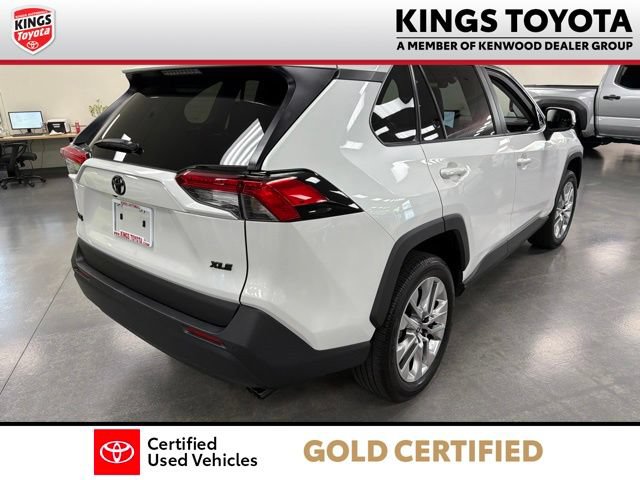 Used 2025 Toyota RAV4 XLE Premium w/ Weather Package FWD image 8