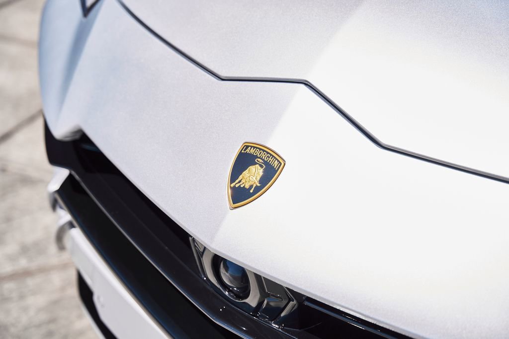 Used 2024 Lamborghini Urus S image 6