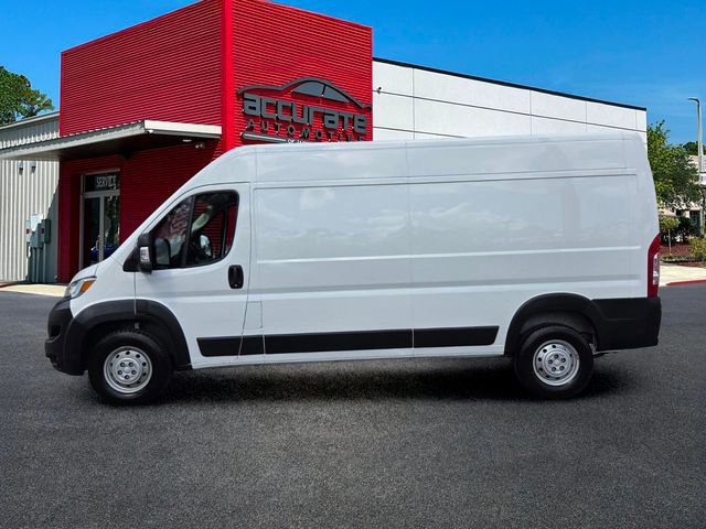 Used 2023 RAM ProMaster 2500 FWD image 2