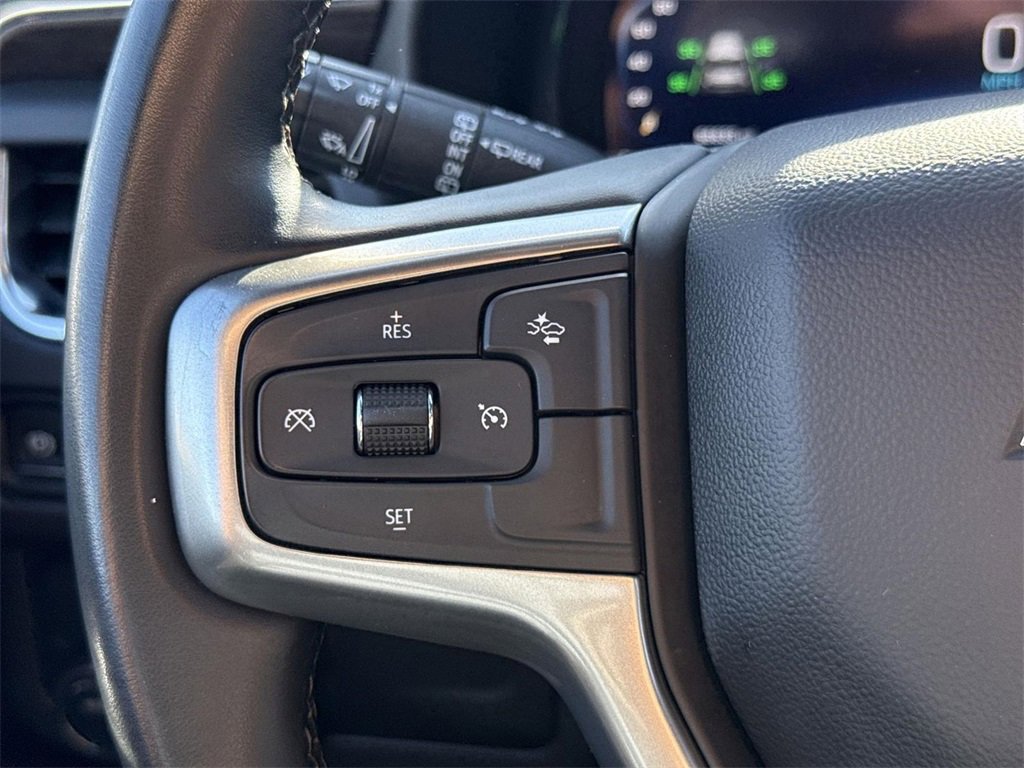 Used 2024 Chevrolet Suburban LT image 35