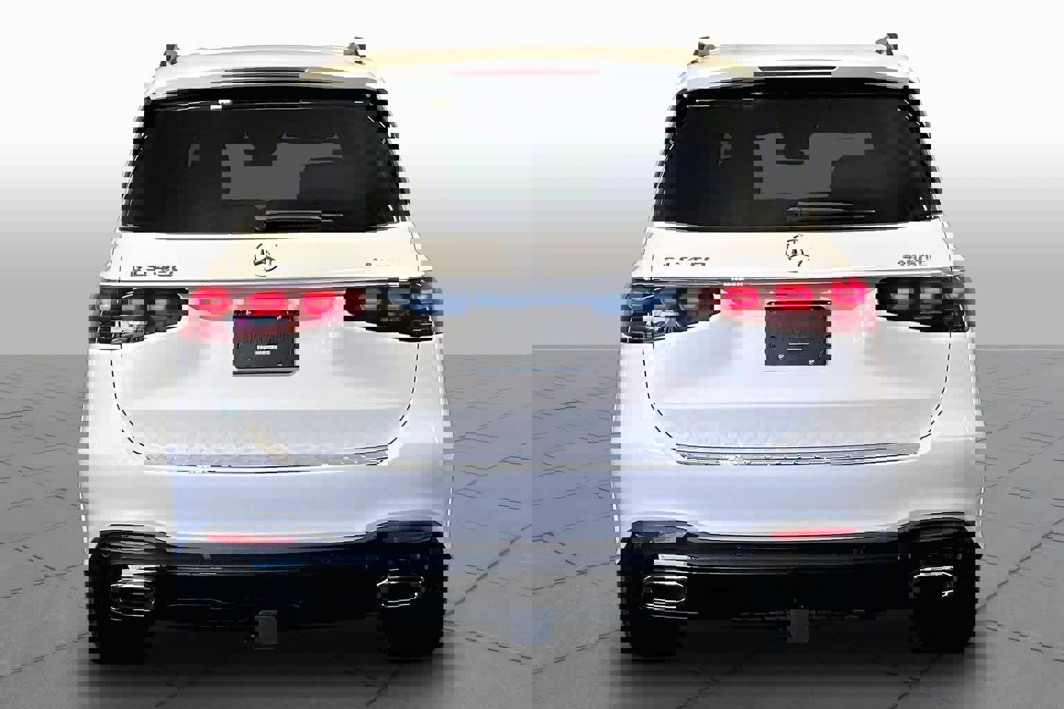 New 2026 Mercedes-Benz GLS 450 4MATIC image 4