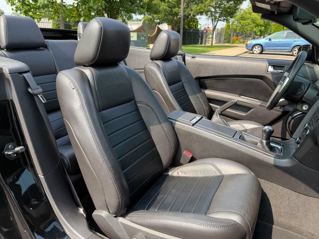 Used 2011 Ford Mustang GT Premium w/ 402A Rapid Spec Order Code RWD image 9