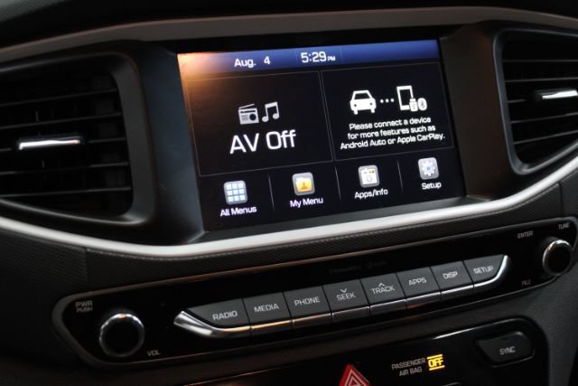 Used 2018 Hyundai Ioniq Plug-In Hybrid FWD image 19