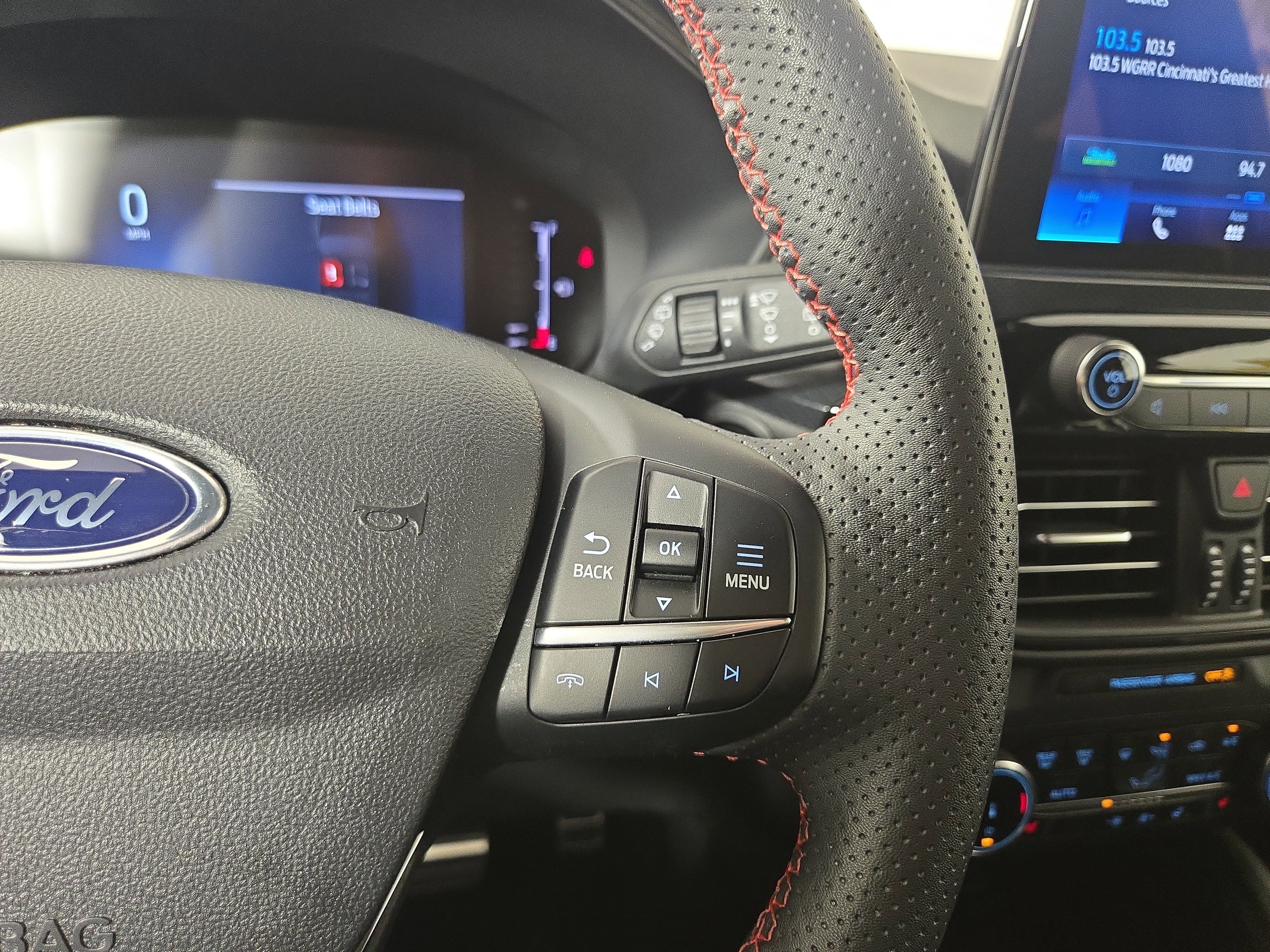 Used 2023 Ford Escape ST-Line image 16