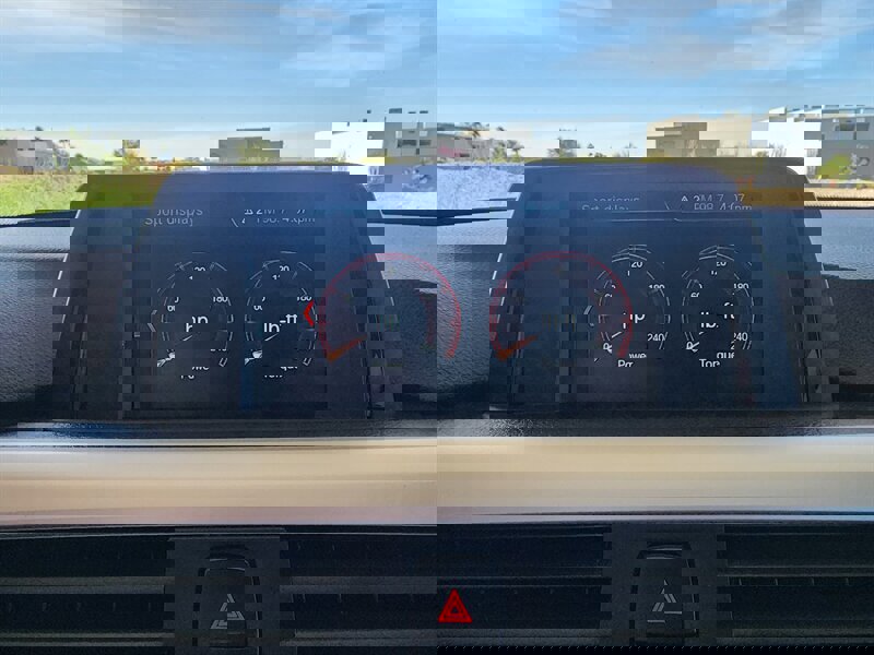 Used 2018 BMW 320i Sedan w/ Convenience Package image 45