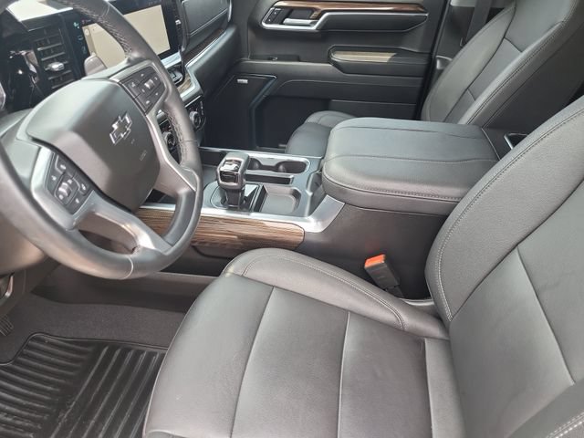 Certified 2023 Chevrolet Silverado 1500 RST w/ Convenience Package II AWD/4WD image 12