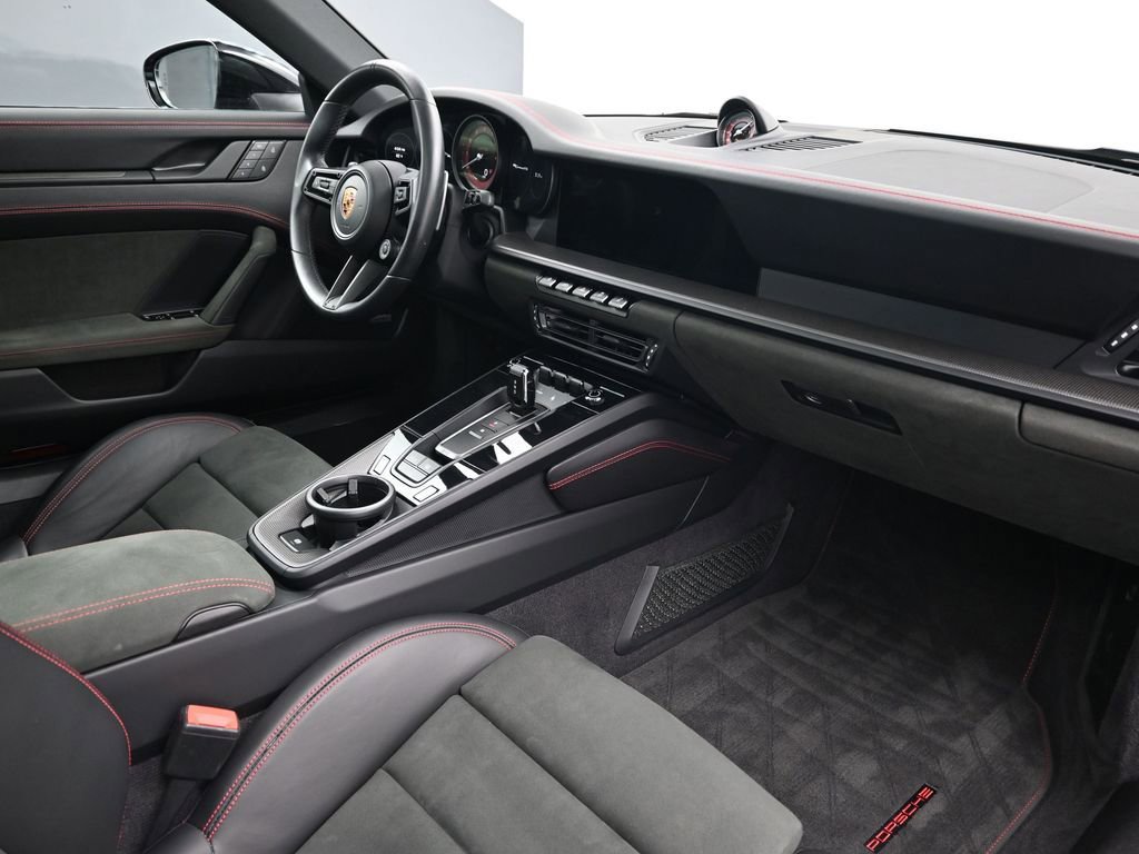 Certified 2022 Porsche 911 Carrera GTS RWD image 12