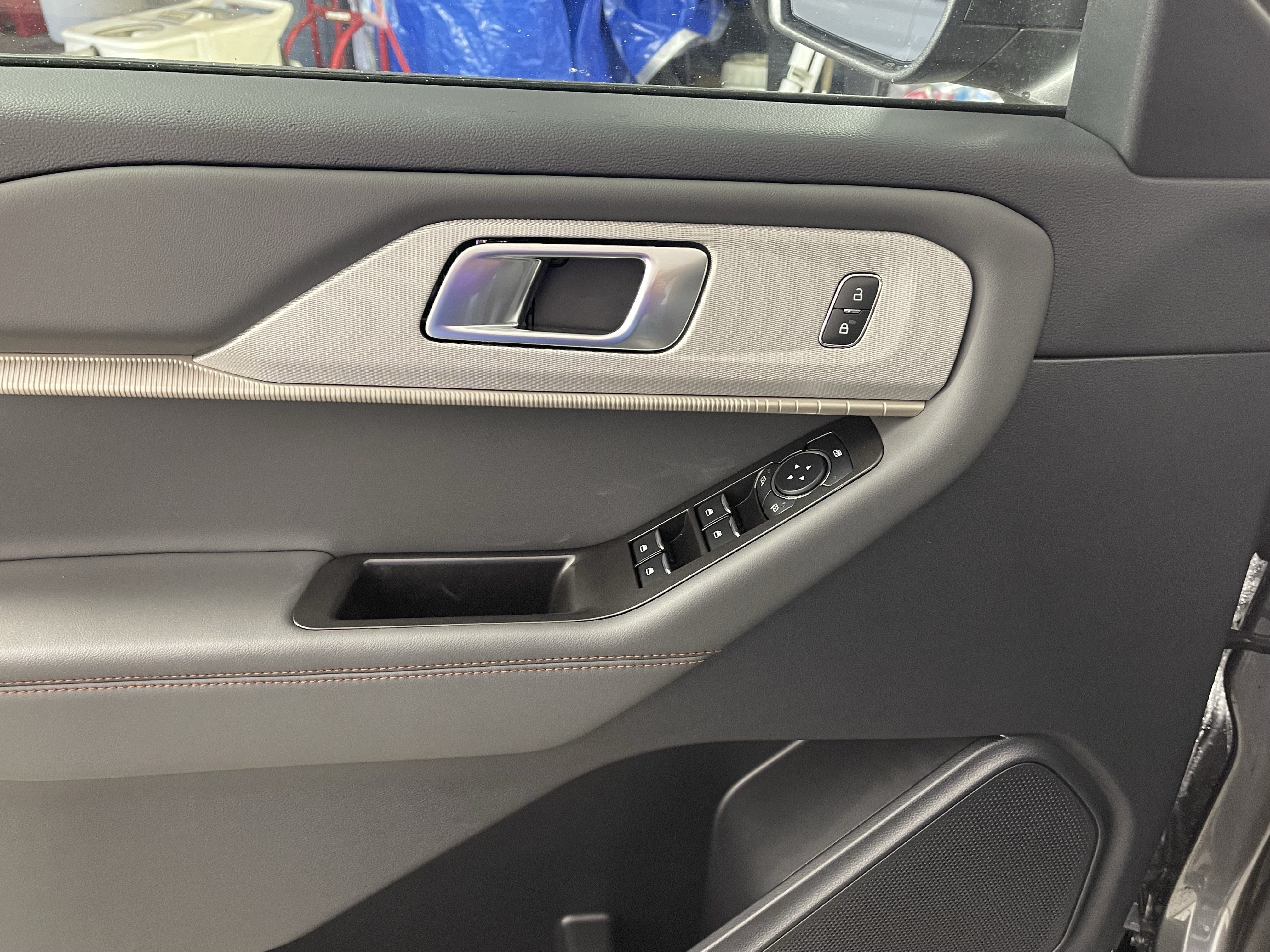 New 2026 Ford Explorer Active AWD/4WD image 16