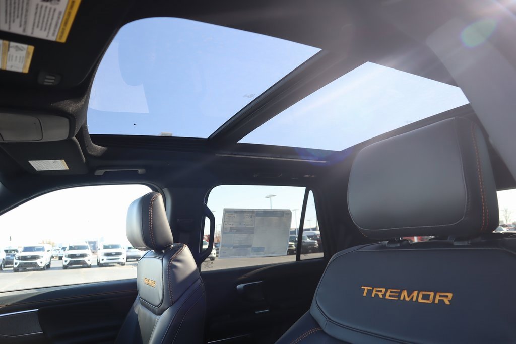 New 2025 Ford Expedition Tremor image 17