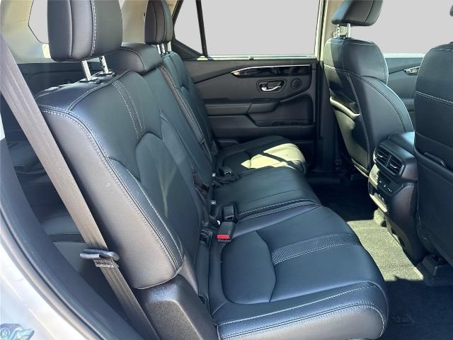 Used 2023 Honda Pilot EX-L image 22