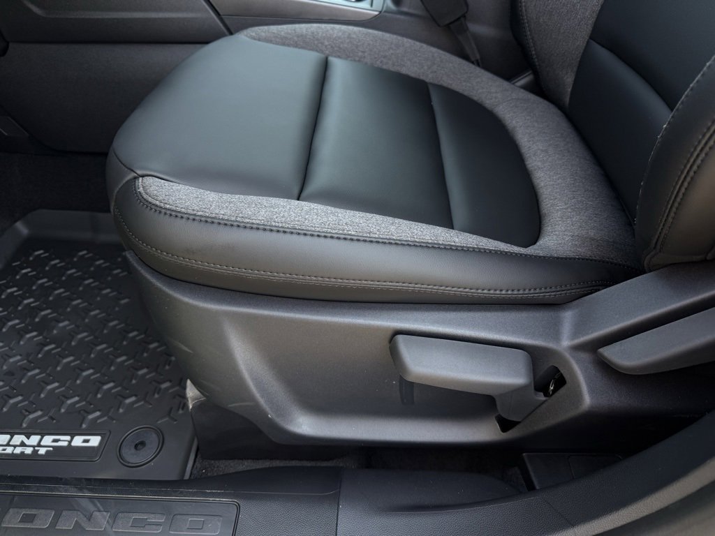 New 2025 Ford Bronco Sport Big Bend w/ Black Appearance Package image 11