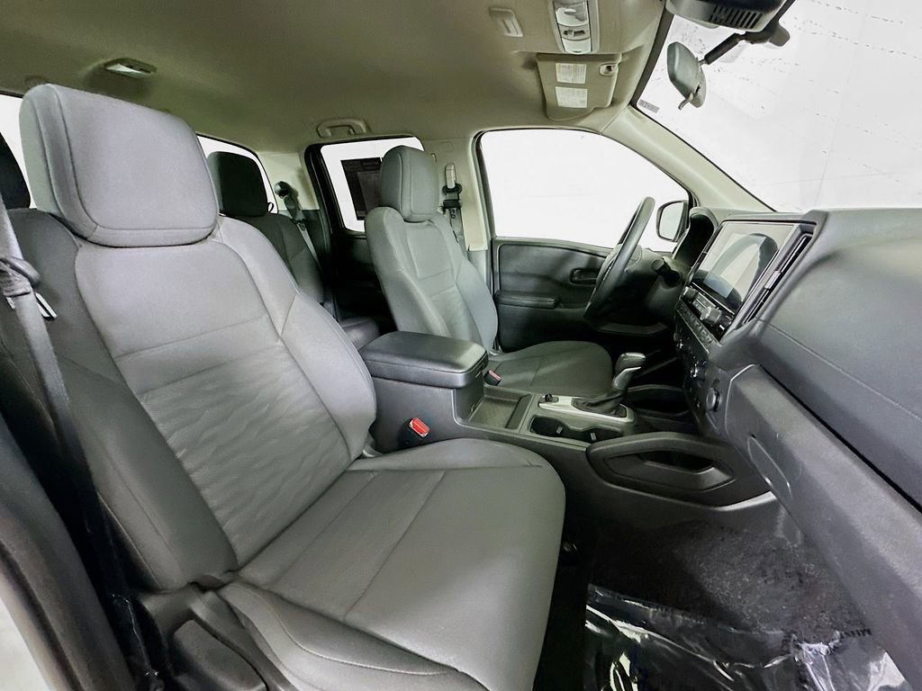 Used 2025 Nissan Frontier S image 12
