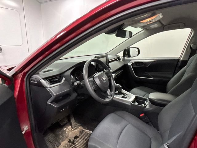 Used 2019 Toyota RAV4 LE w/ All Weather Liner Package AWD/4WD image 20
