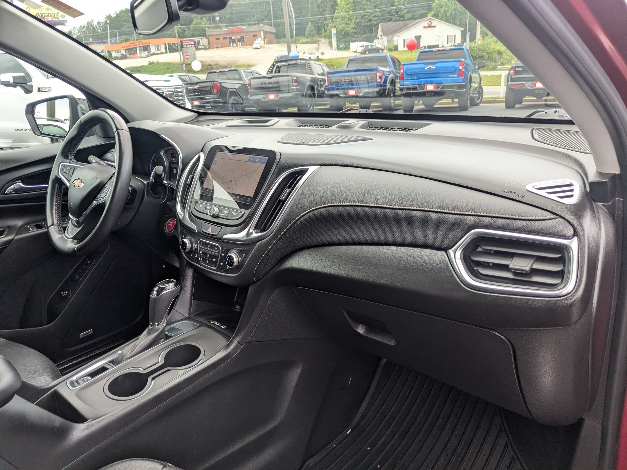 Used 2021 Chevrolet Equinox Premier FWD image 29