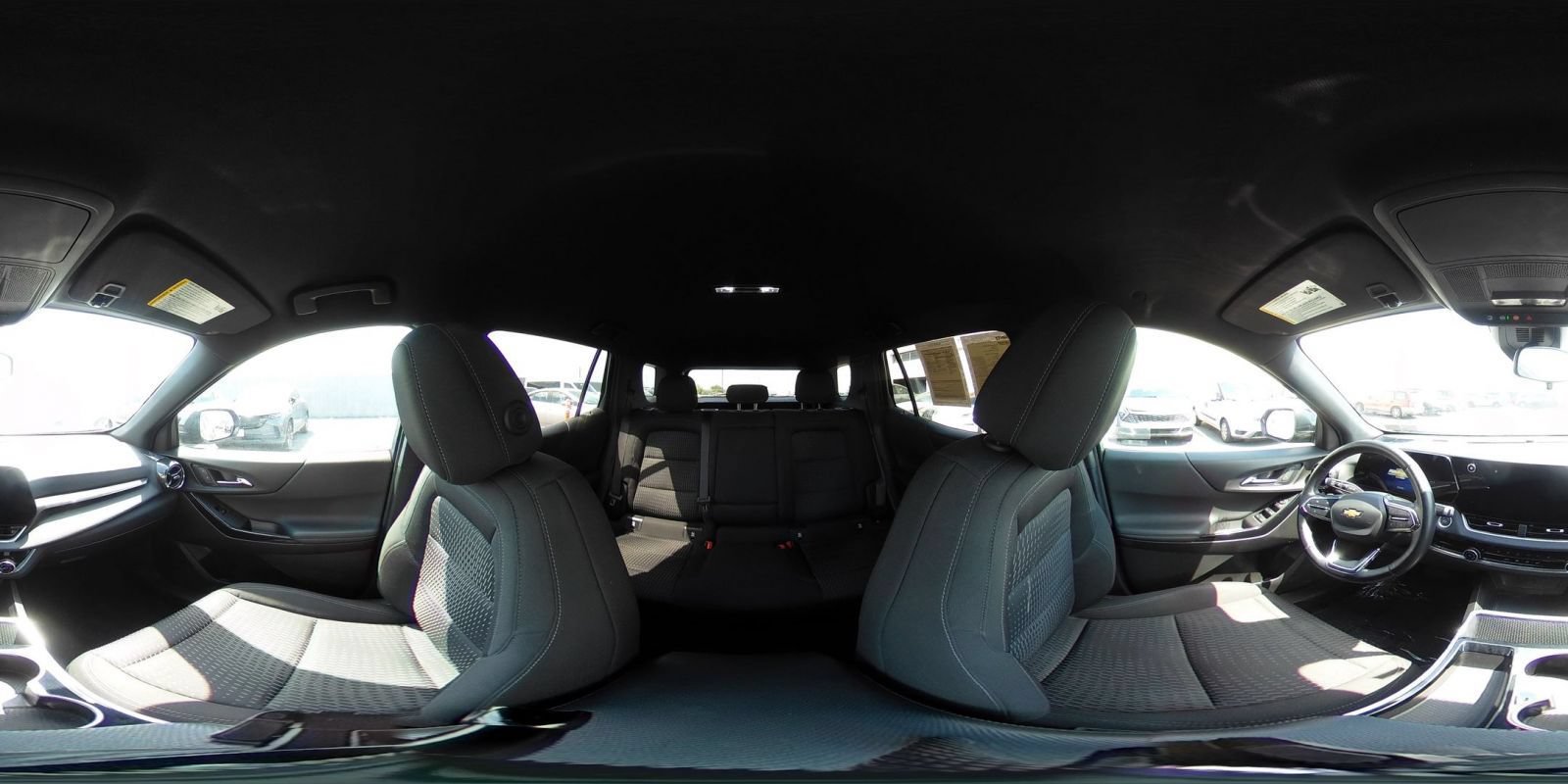 Used 2025 Chevrolet Equinox LT FWD image 42