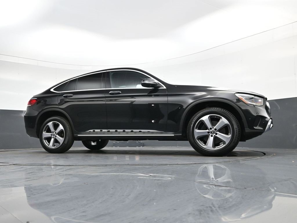 Used 2022 Mercedes-Benz GLC 300 4MATIC Coupe image 32