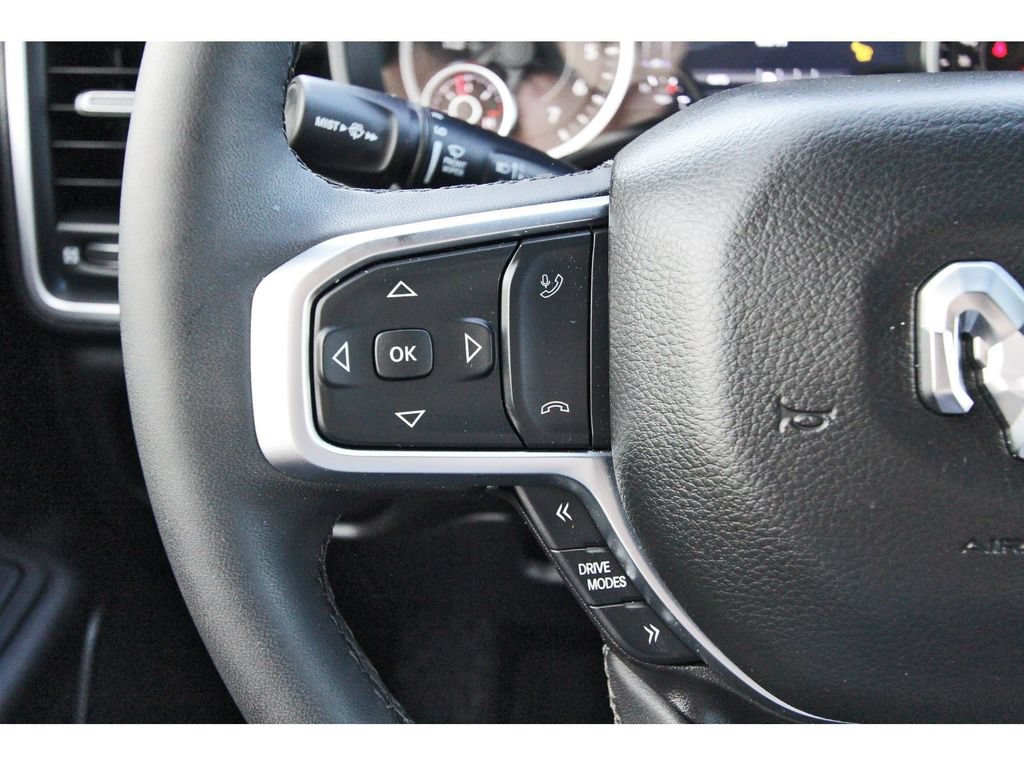 Used 2025 RAM 1500 Big Horn AWD/4WD image 18
