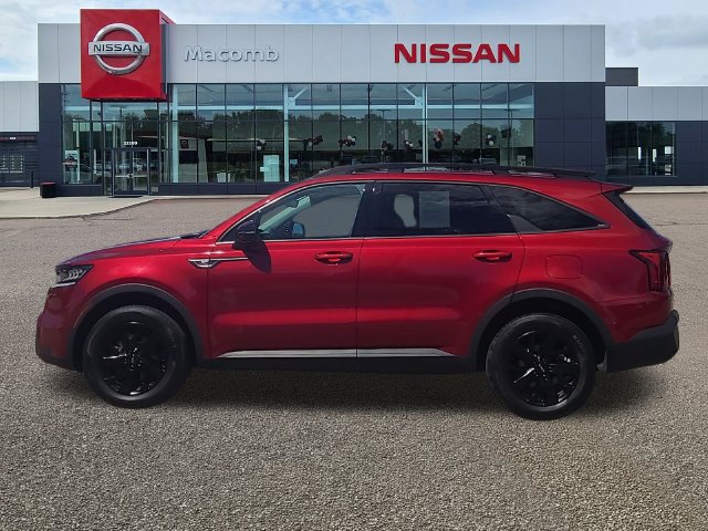 Used 2023 Kia Sorento S AWD/4WD image 4
