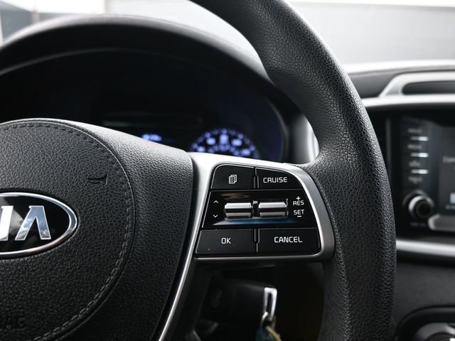 Used 2020 Kia Sorento LX image 16