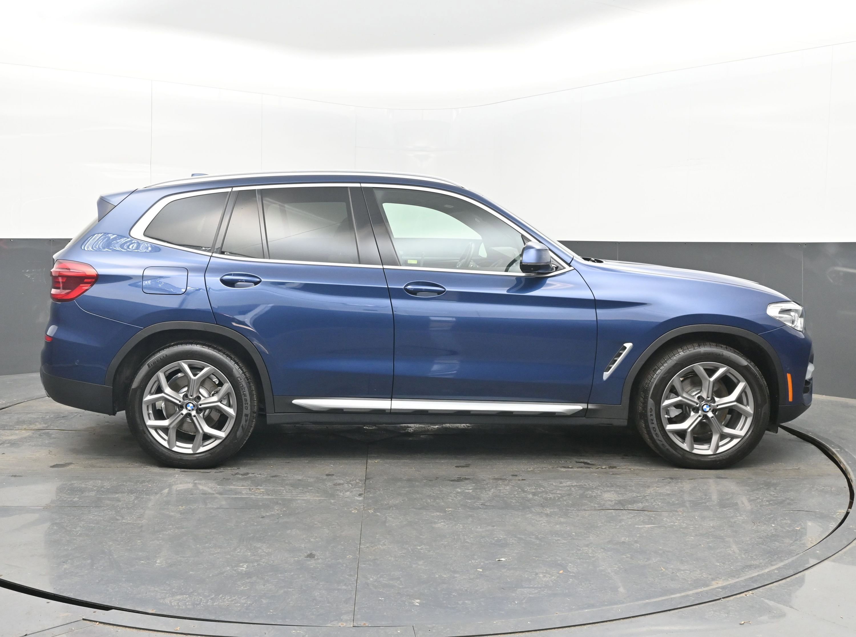 Used 2021 BMW X3 xDrive30i w/ Premium Package image 10