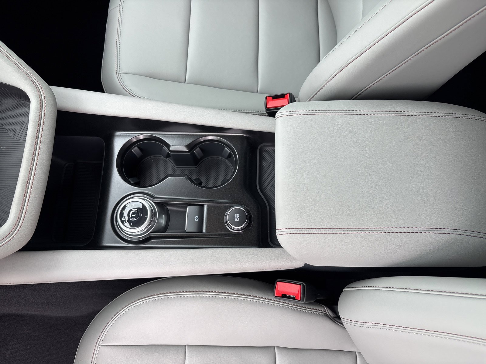 New 2026 Ford Explorer Active w/ Active Comfort Package RWD image 19