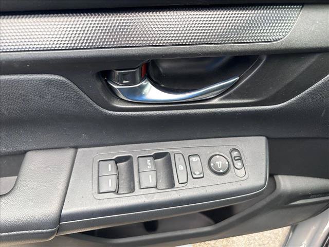 Used 2025 Honda CR-V LX image 12