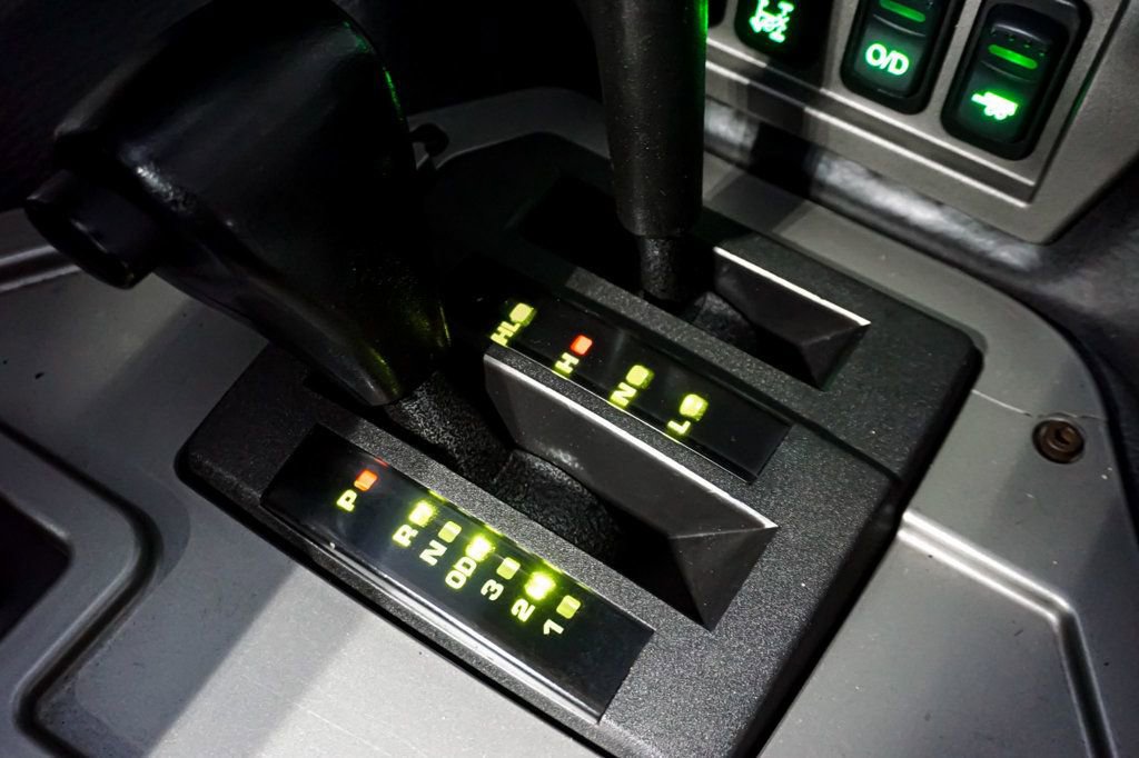 Used 2006 HUMMER H1 4-Door Wagon AWD/4WD image 27