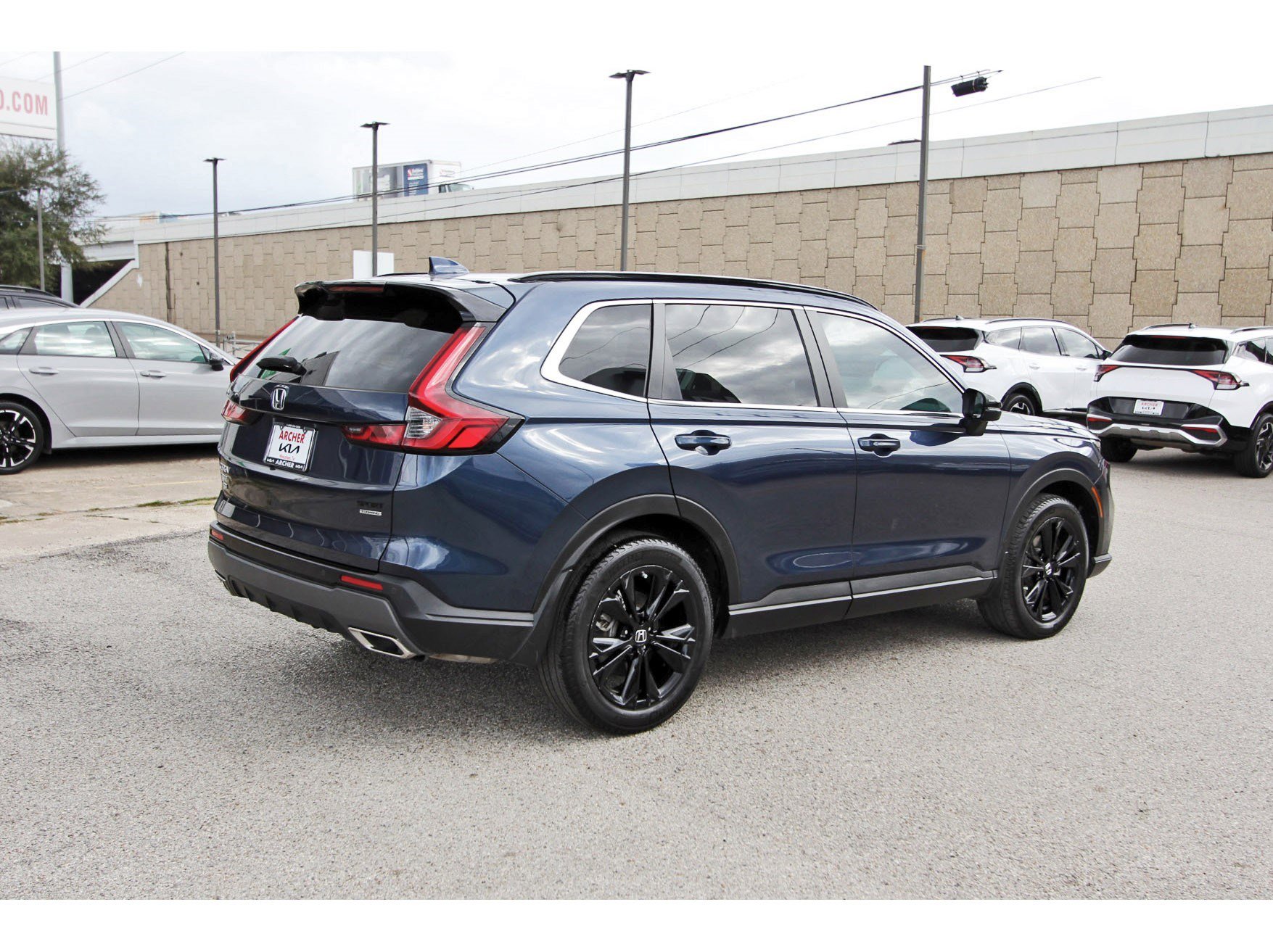 Used 2024 Honda CR-V Sport Touring image 7