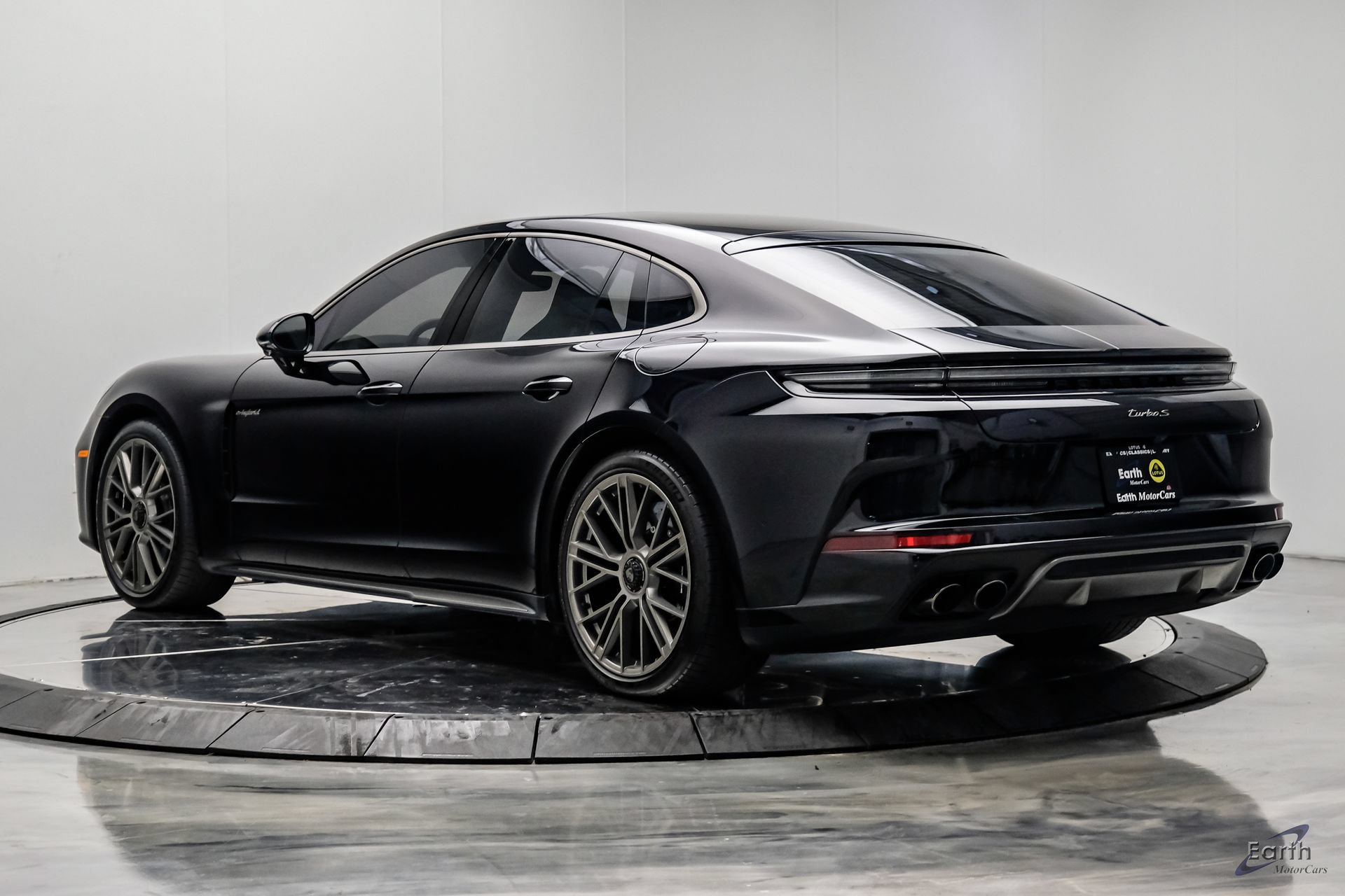 Used 2026 Porsche Panamera Turbo S AWD/4WD image 10