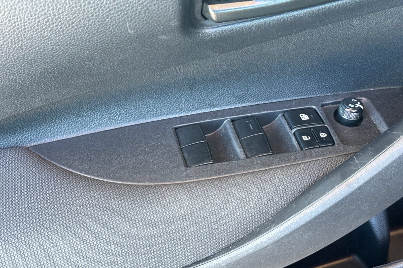 Certified 2024 Toyota Corolla LE FWD image 14
