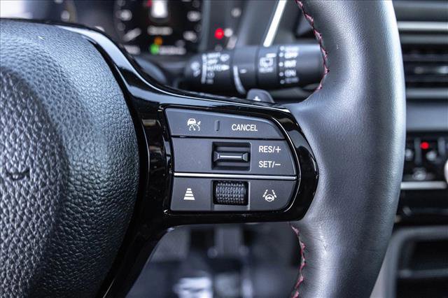 Used 2025 Honda Pilot Black Edition image 15