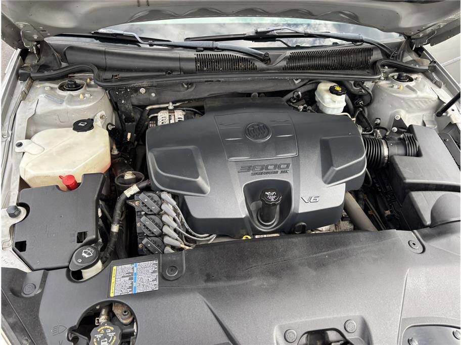 Used 2006 Buick Lucerne CXL w/ Luxury Package image 17