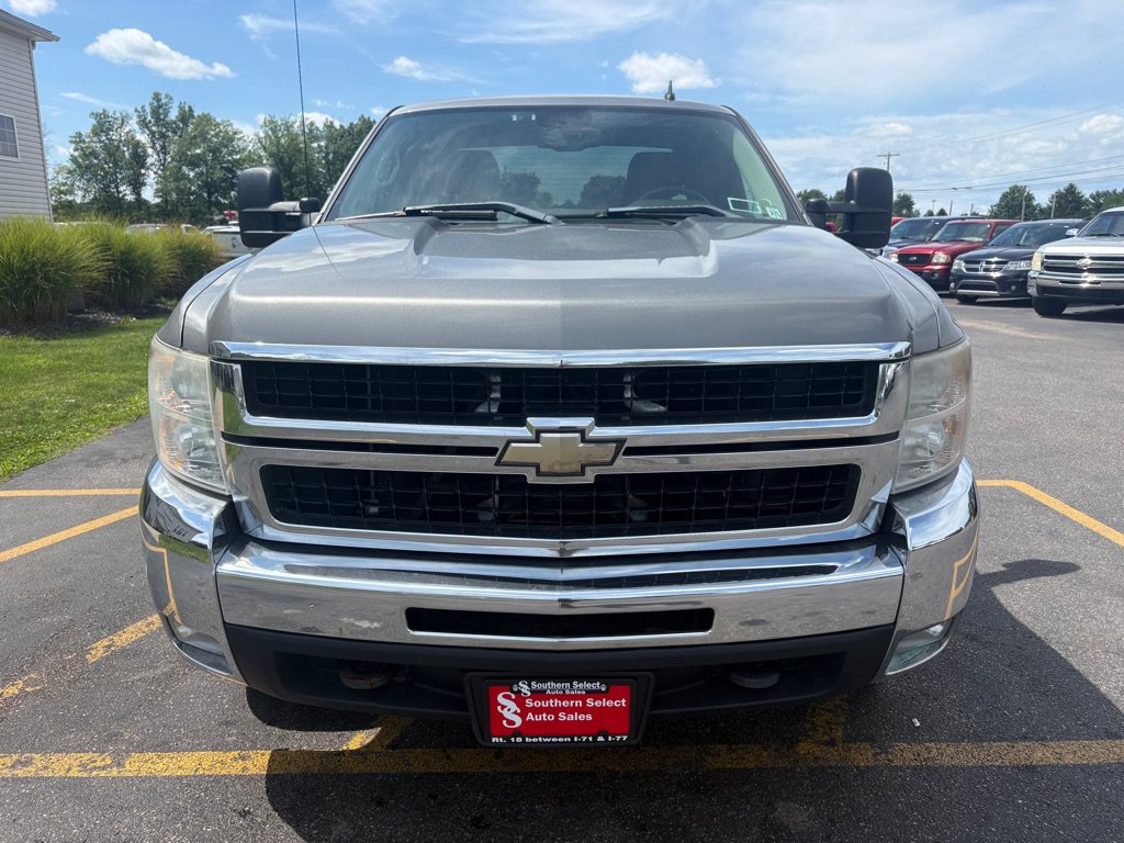 Used 2008 Chevrolet Silverado 3500 LT w/ Snow Plow Prep Package AWD/4WD image 3