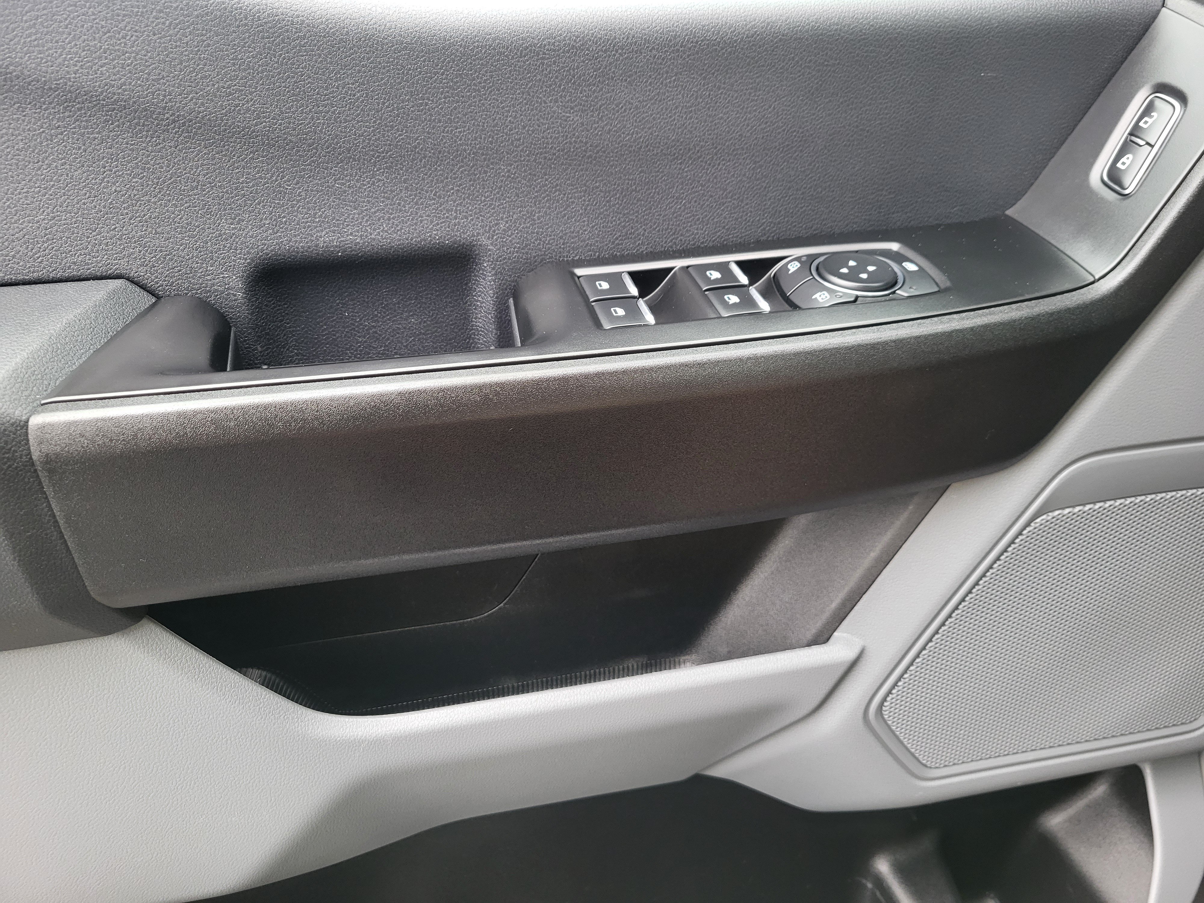 Used 2024 Ford F250 XL AWD/4WD image 18