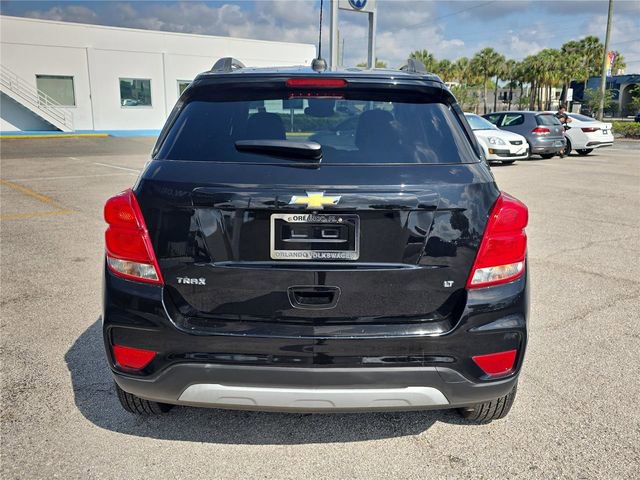 Used 2019 Chevrolet Trax LT w/ LT Convenience Package FWD image 5