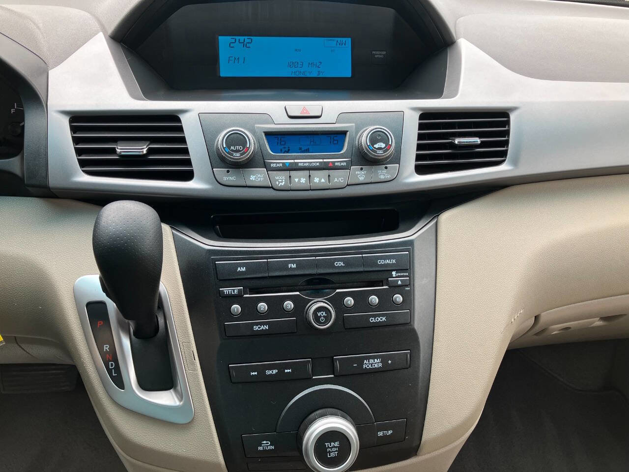 Used 2011 Honda Odyssey EX image 18