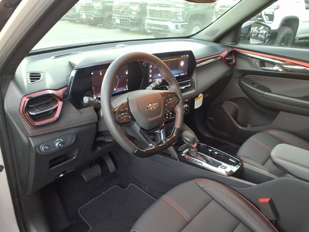 New 2026 Chevrolet TrailBlazer RS w/ Convenience Package FWD image 12