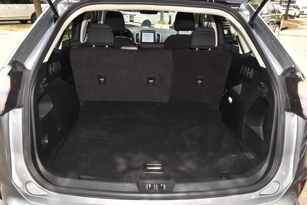 Certified 2023 Ford Edge SE w/ Black Appearance Package image 33