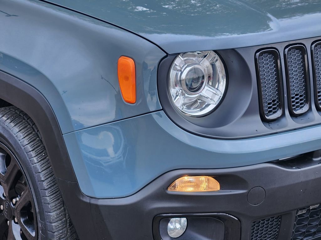 Used 2018 Jeep Renegade Altitude w/ Safety & Security Group FWD image 28