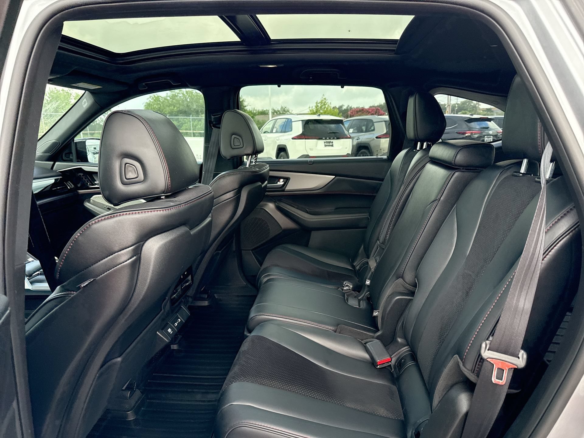 Used 2023 Acura MDX A-Spec AWD/4WD image 24