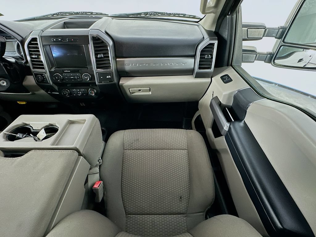 Used 2019 Ford F250 XLT w/ Snow Plow Prep Package AWD/4WD image 11