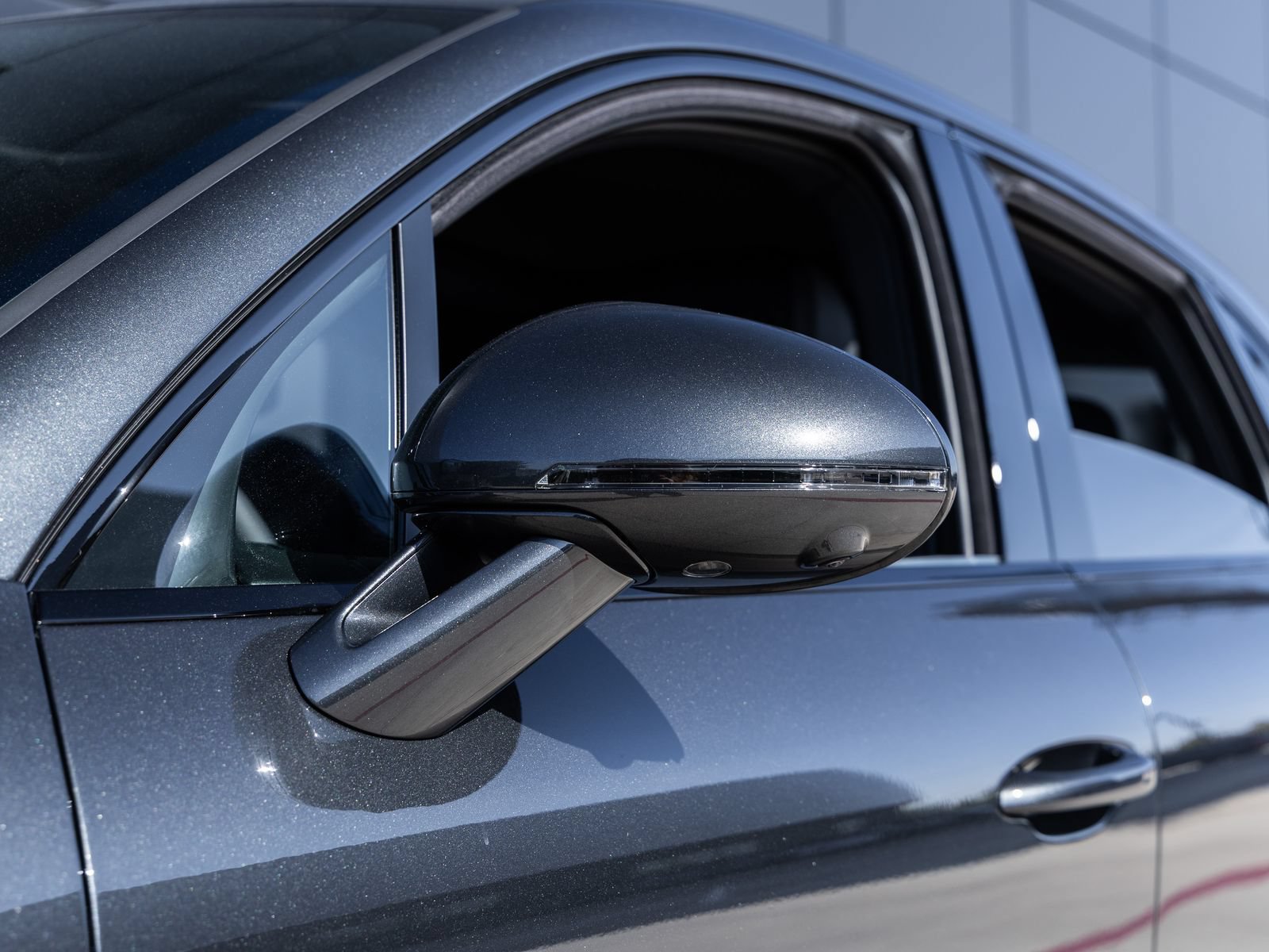 Certified 2026 Porsche Macan S AWD/4WD image 18