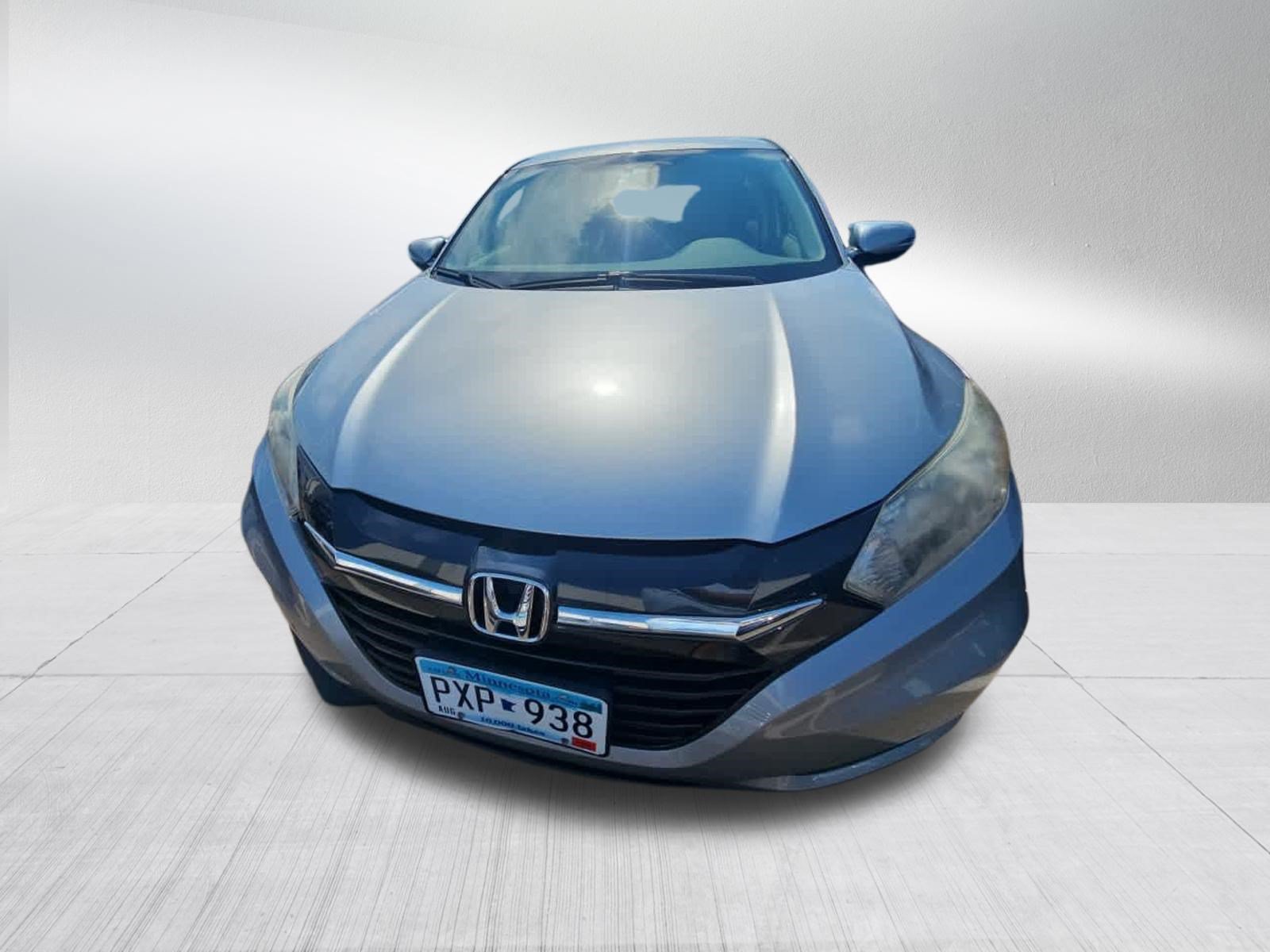 Used 2018 Honda HR-V EX image 2