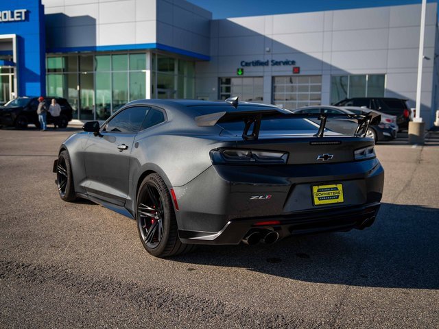 Used 2018 Chevrolet Camaro ZL1 image 8