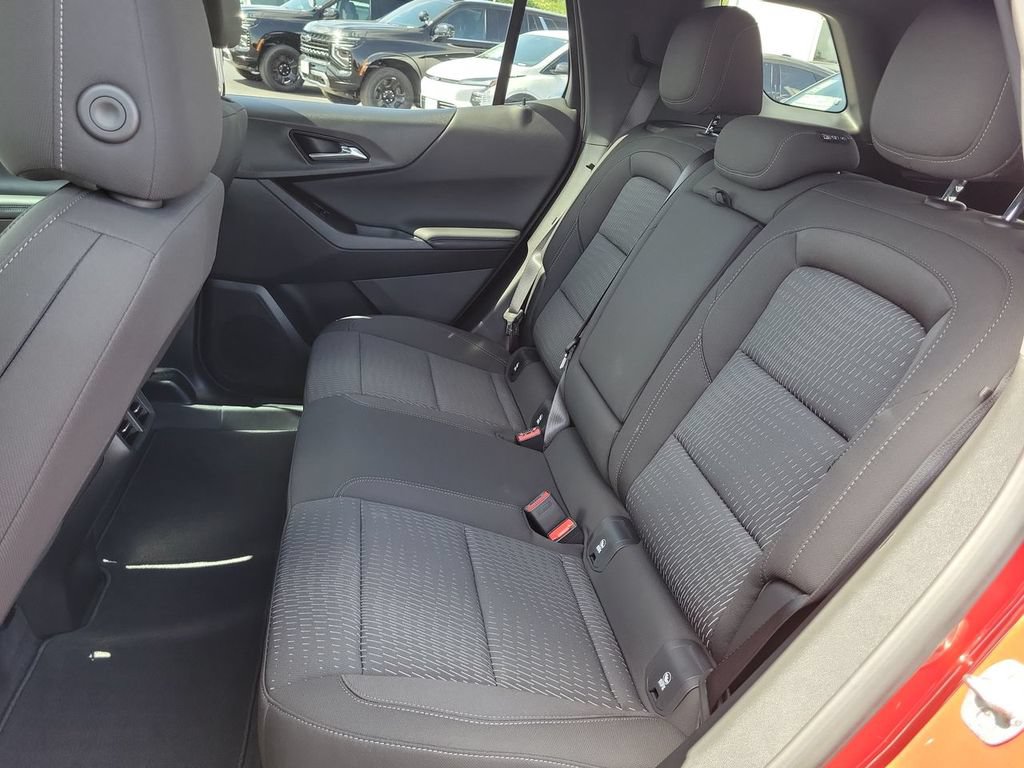 Certified 2026 Chevrolet Equinox LT FWD image 25