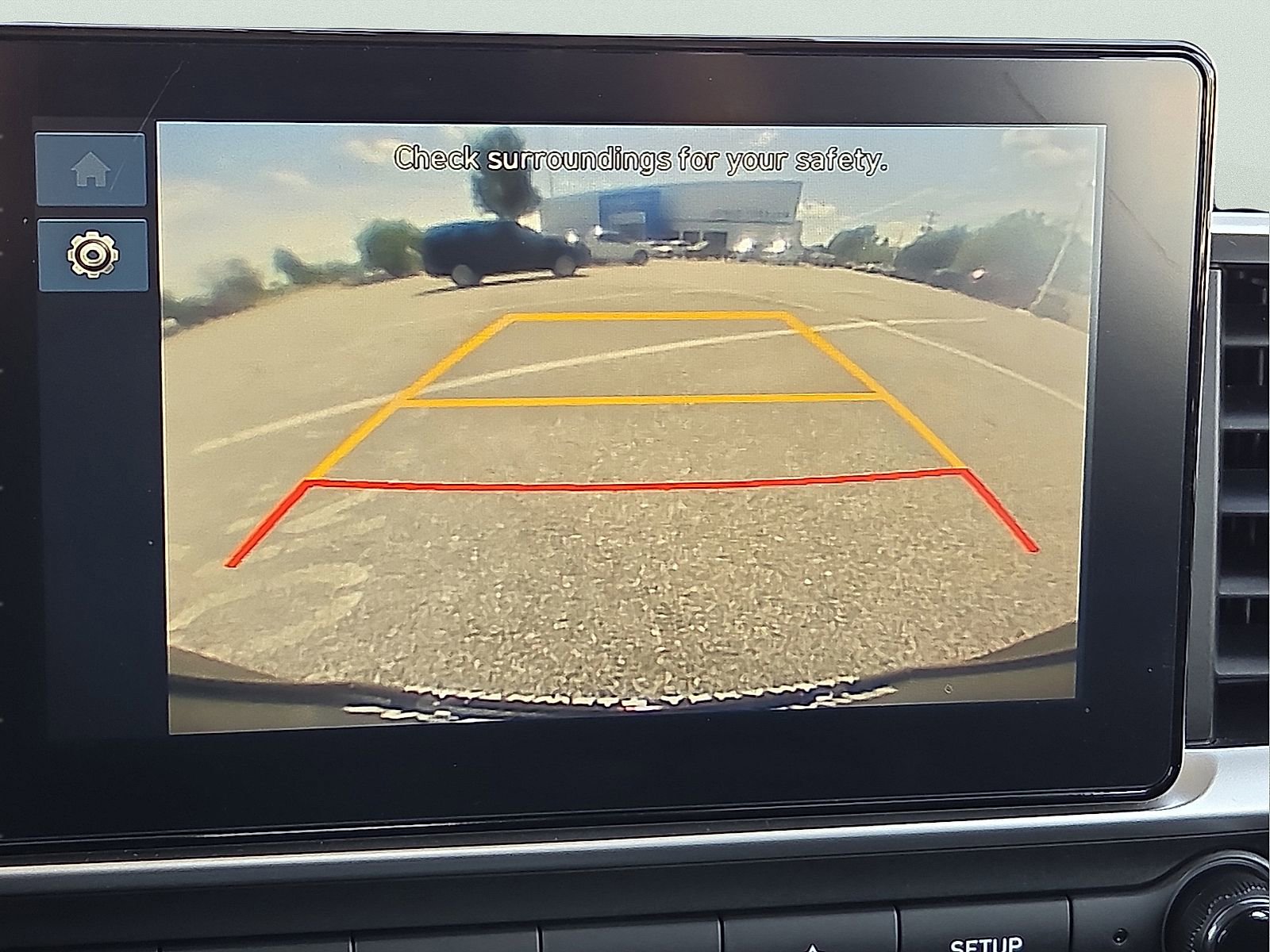 Used 2024 Hyundai Venue SEL FWD image 16